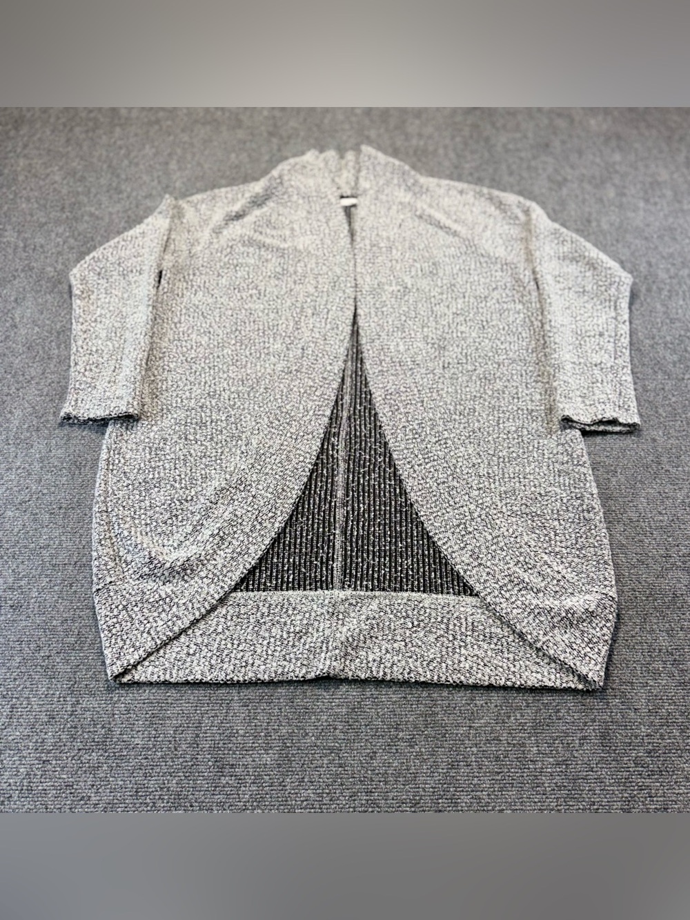 Eyeshadow Women's Size L Gray Marled Open Front Cardigan Knit Long Sweater
Coat